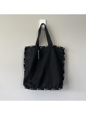 Lesportsac Large Mesh Tote with Floral Pouch NWT